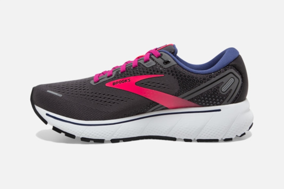 Brooks Ghost 14 パールブラックピンク