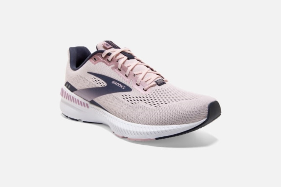 ブルックスがGTS 8 Primrose-ombre-metallicを発売