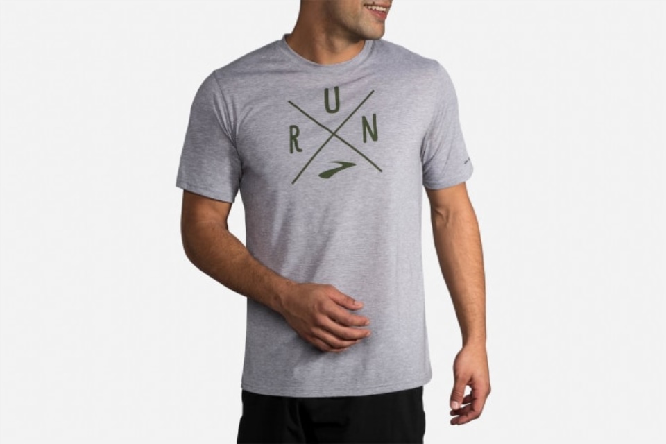 ディスタンス グラフィック Tシャツ ヘザー スターリング オリーブ ブルックス